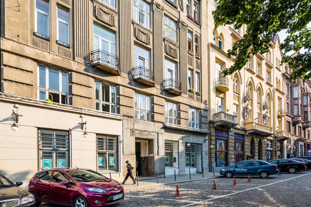Apartments On Valova 9 Lviv Exteriör bild